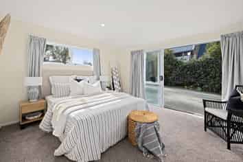 54 Mera Road, Algies Bay