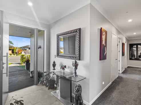10 Hanalin Drive, Marton