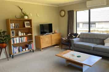 30 Harry Shaw Way, Raumati Beach