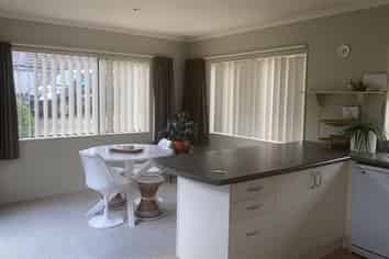 30 Harry Shaw Way, Raumati Beach