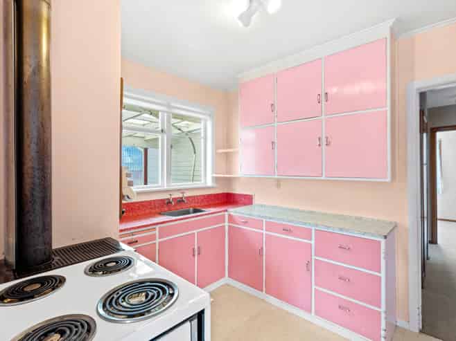 14 Middlesex Street, LEVIN