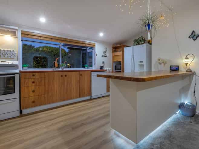 85 Florida Road, MUHUNOA EAST