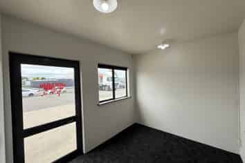 Prominent Industrial Unit - Kaiapoi