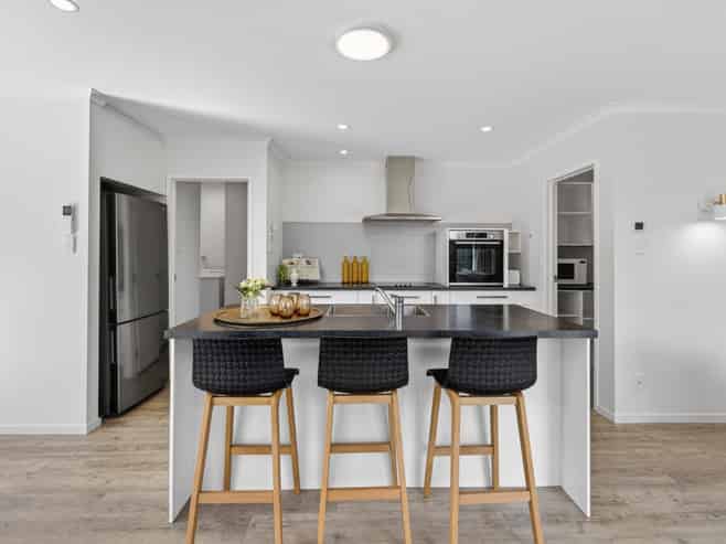 5 Oakden Drive, Darfield