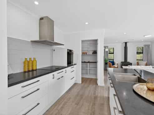 5 Oakden Drive, Darfield