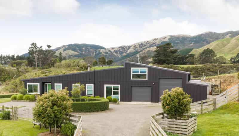 165 Albert Road, Tokomaru