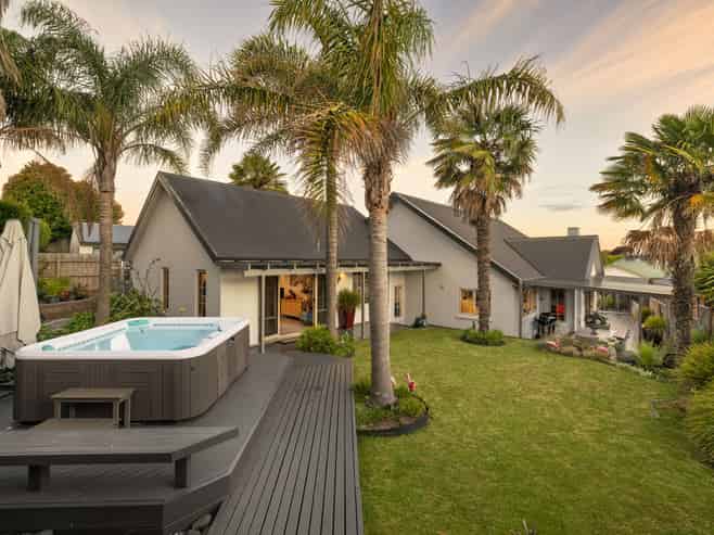 62 Cairns Crescent, Rototuna