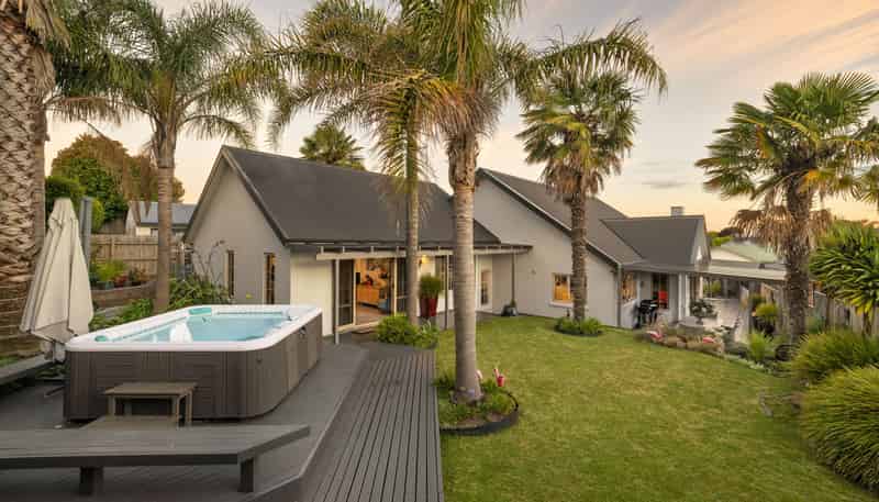 62 Cairns Crescent, Rototuna