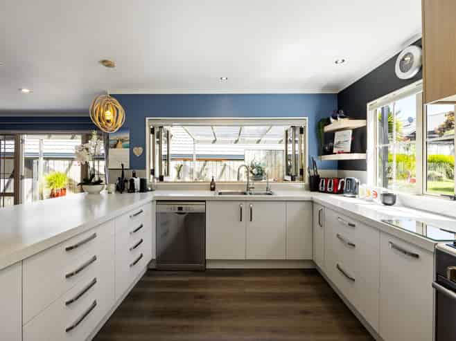 62 Cairns Crescent, Rototuna