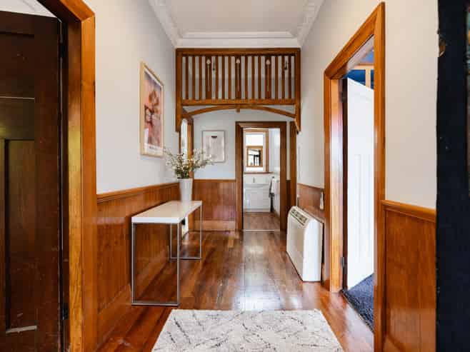 104 Neidpath Road, Mornington