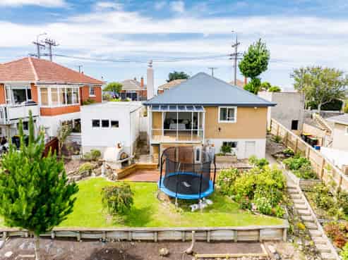 108 Mornington Road, Kenmure