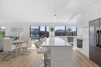 52 Manakura Street, Russley