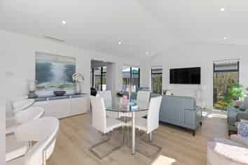 52 Manakura Street, Russley