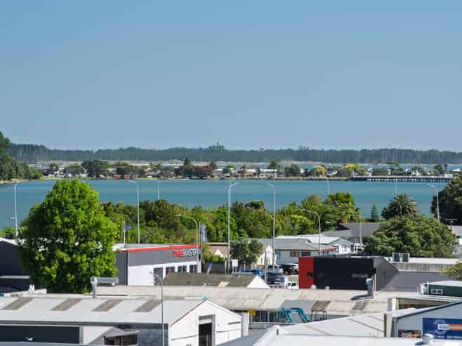 75 Fourth Avenue, Tauranga Central