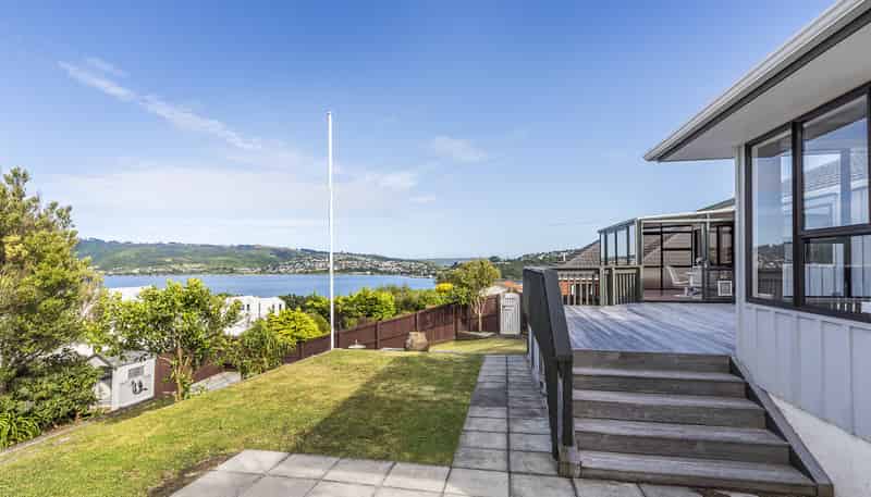 20 Halladale Road, Papakowhai