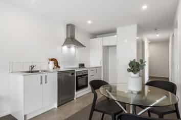 106/28B Eileen Newey Place, Henderson