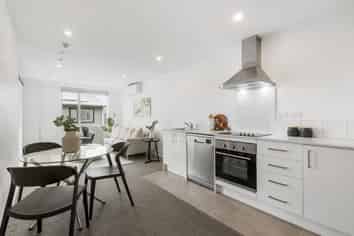 106/28B Eileen Newey Place, Henderson