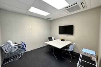 Tidy Rosebank Office
