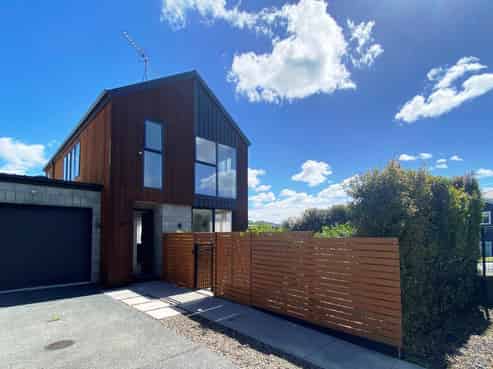 51 Bonair Crescent, Millwater