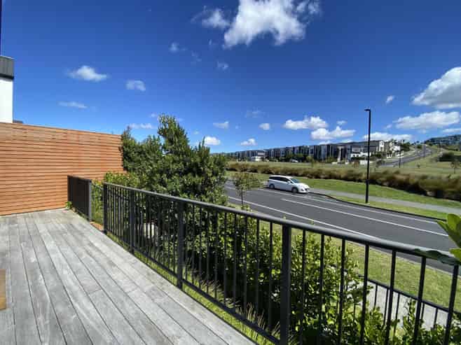 51 Bonair Crescent, Millwater