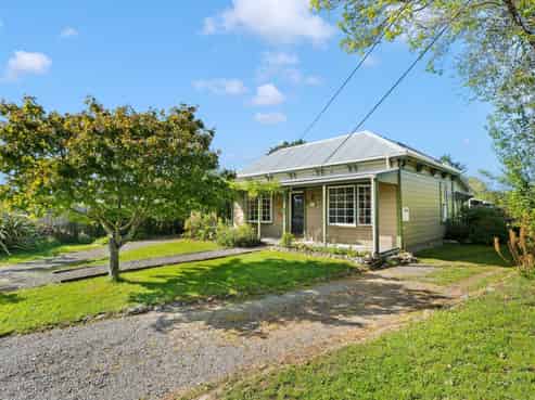 24 Papawai Road, Greytown