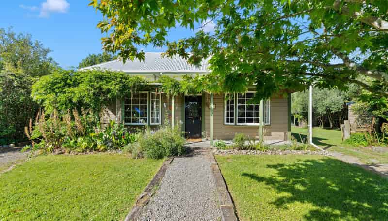 24 Papawai Road, Greytown