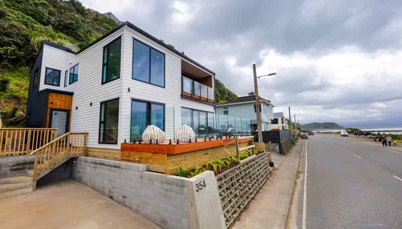 354 The Esplanade, Island Bay