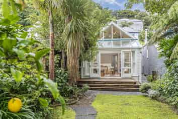 127 Aro Street, Aro Valley