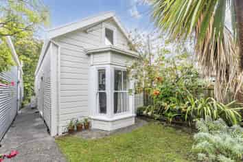 127 Aro Street, Aro Valley