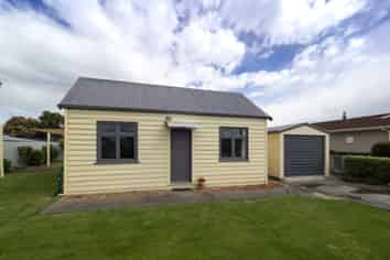 92 Beach Road, Ashburton