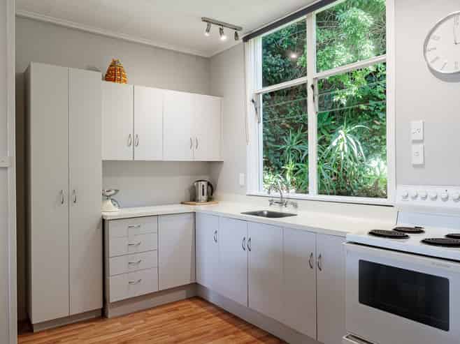 156 Battery Road, Bluff Hill