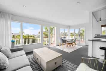 2/365 East Coast Road, Mairangi Bay