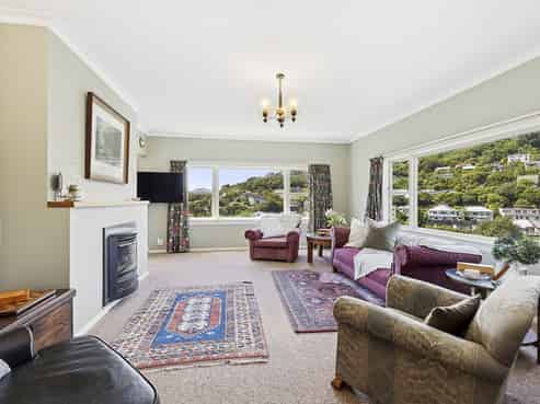 8 Allington Road, Karori