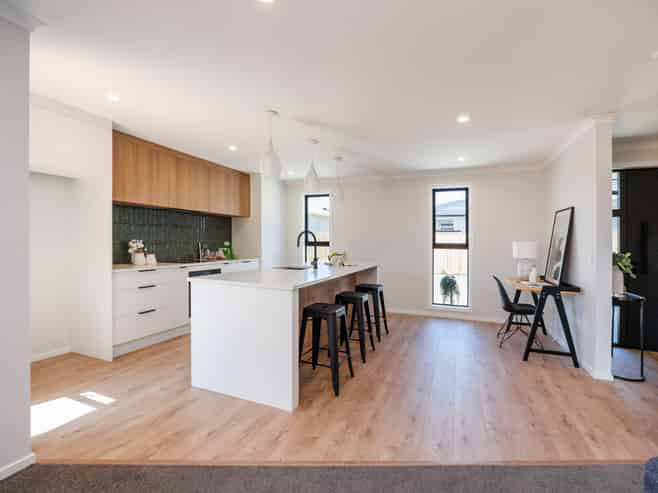 5A Belvedere Crescent, Takaro