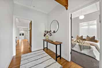 8 Chatham Avenue, Mount Albert