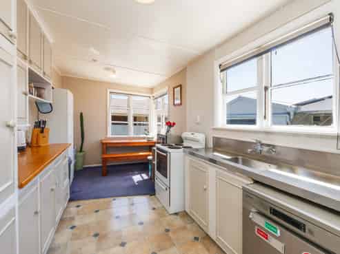 15 Upham Terrace, Roslyn