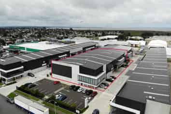 Near new industrial facility – 2340sqm