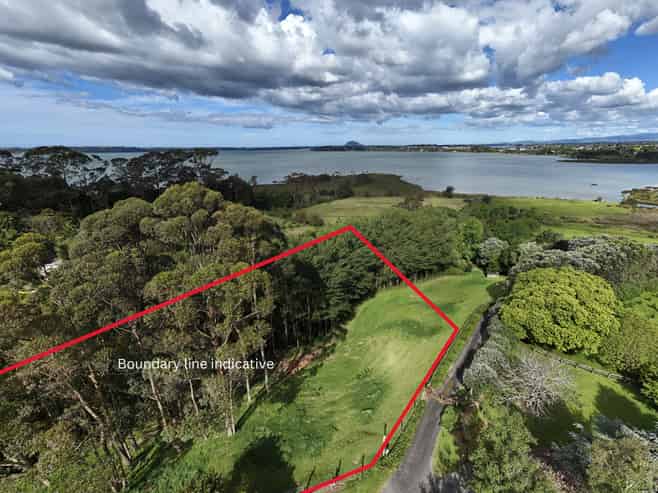 306 Pahoia Road, Whakamarama