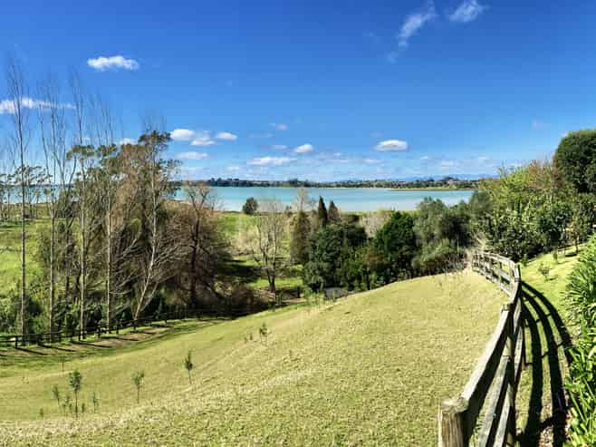 306 Pahoia Road, Whakamarama