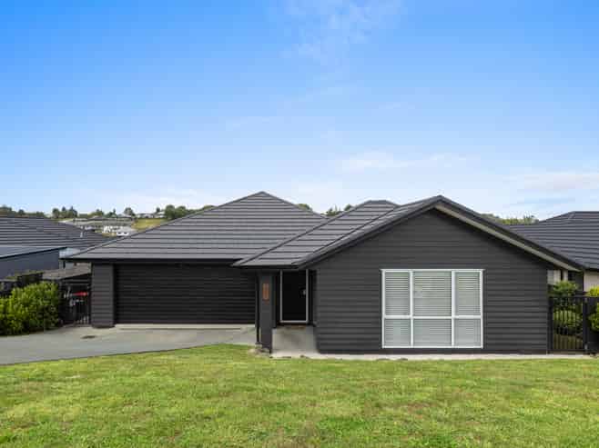 37 John Andrew Drive, Warkworth