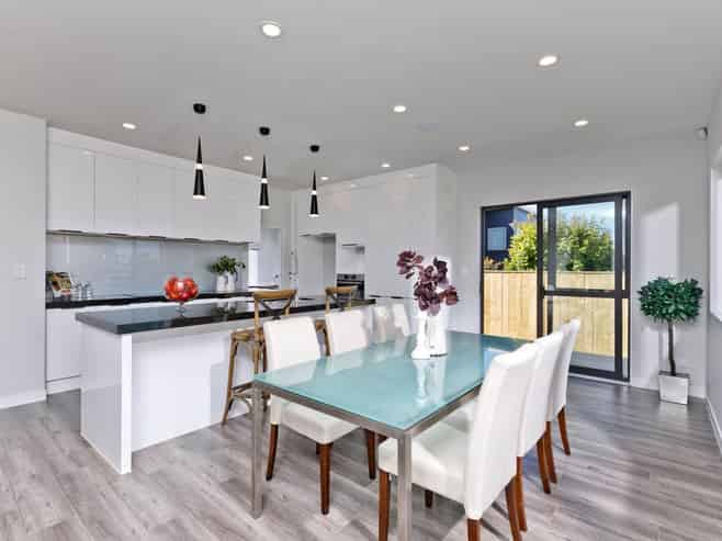 3 Crompton Place, Orewa