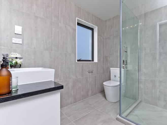 3 Crompton Place, Orewa