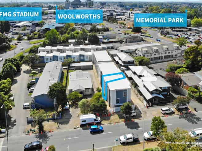 2/4 Palmerston Street, Hamilton Central