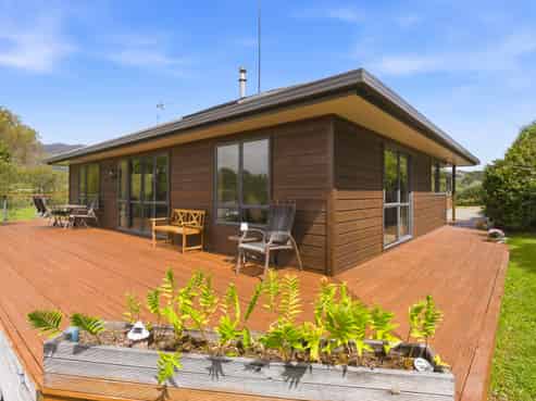 84 Derham Road, Te Horo