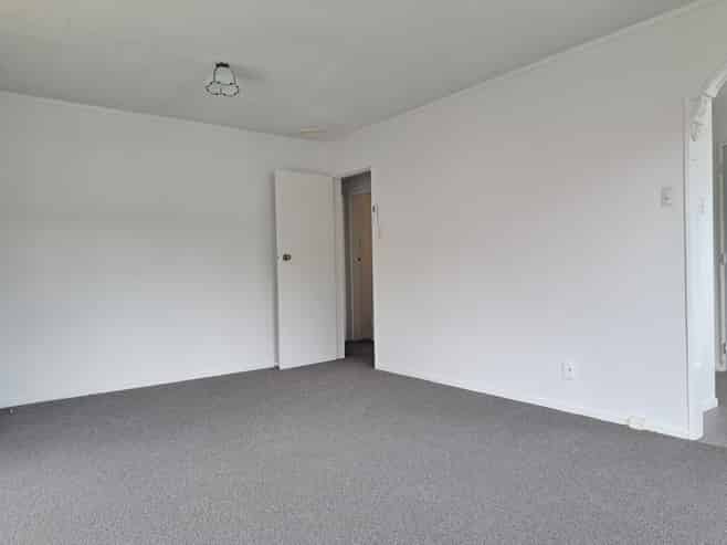 5 Garnet Grove, Birchville