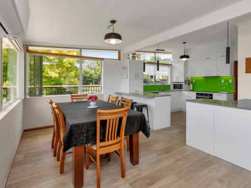 99 Fisher Terrace, Kamo