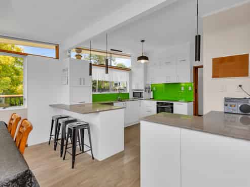 99 Fisher Terrace, Kamo