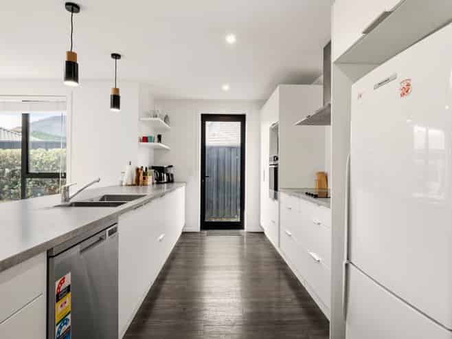 8 Peterley Road, Lower Shotover