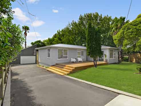 35 Bell Road, Beachlands