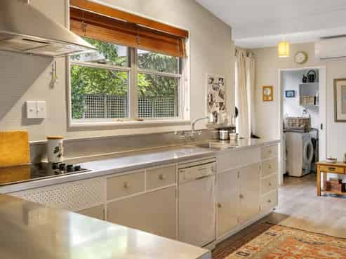 16 Crowther Terrace, Hilltop